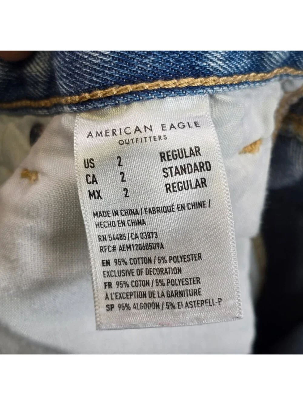 American Eagle Womens Size 2 Distressed Mom Jeans Light Wash Denim - Picture 3 of 6
